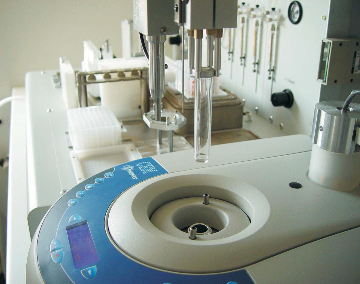 NAVIGATOR™ - Microwave-Assisted Synthesis